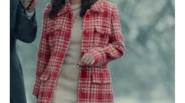 Red Plaid Coat Worn By Susie Glass Kaya Scodelario In The Gentlemen