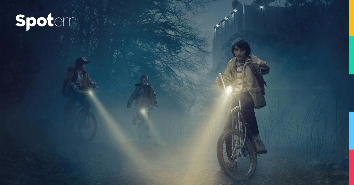 Doris Driscoll (played by Peggy Miley) outfits on Stranger Things