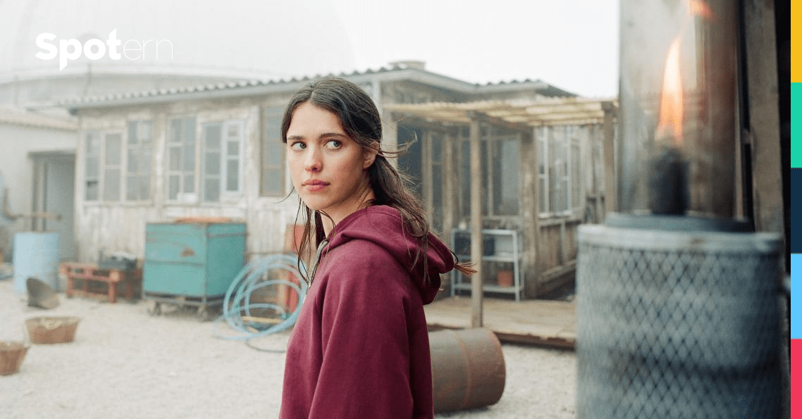 IO: Clothes, Outfits, Brands, Style and Looks | Spotern