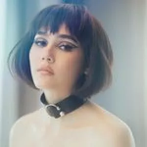 chomismaterialgirl
