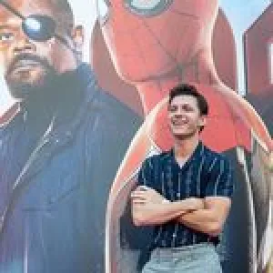 __tomholland_2013_