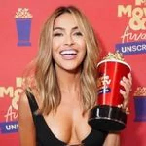 chrishell.stause