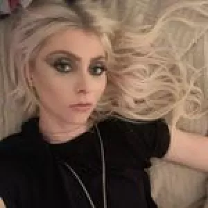 taylormomsen