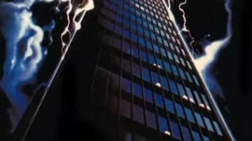 El auténtico esmoquin de Bruce Gardner (Tom Skerritt) en Poltergeist III