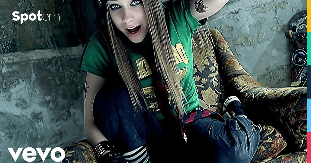 avril-lavigne-sk8er-boi-official-video-clothes-outfits-brands