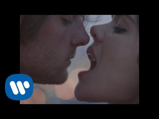 Bat For Lashes - Kids In The Dark (Official Video)