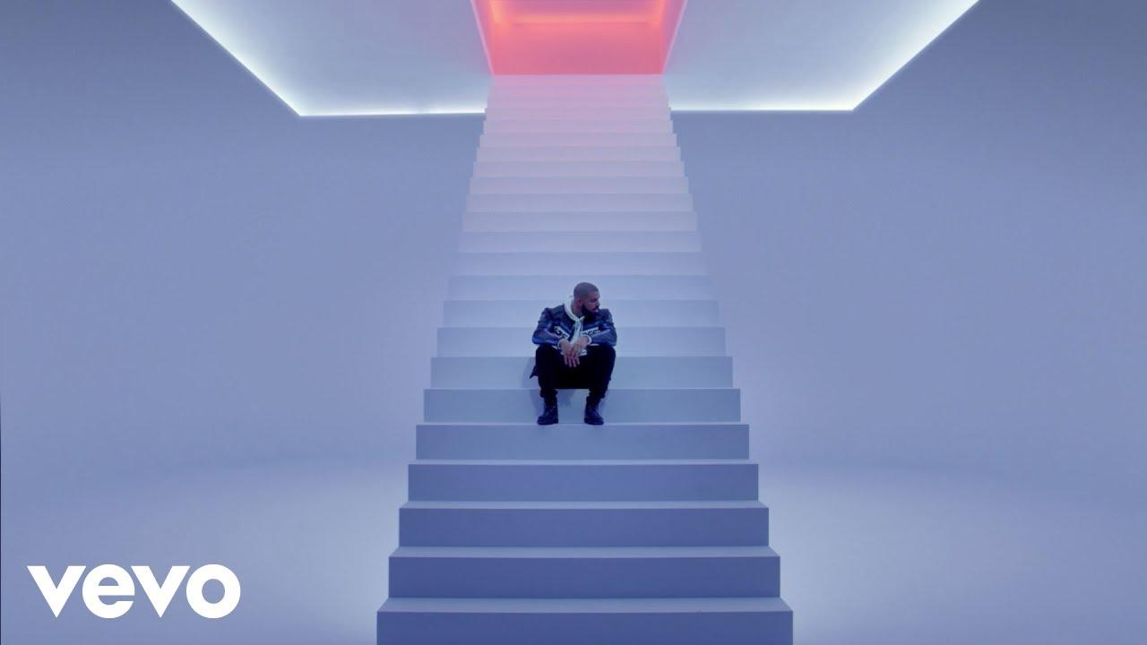 Drake - Hotline Bling: Clothes, Outfits, Brands, Style and Looks