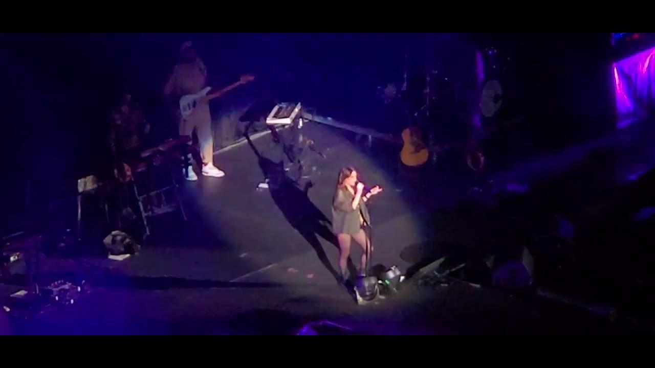 Maren Morris - The Middle (Moody Center Austin 2024)