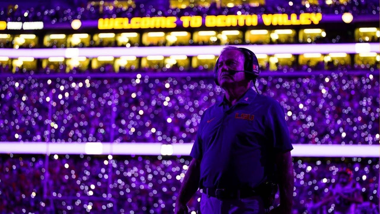 Callin' Baton Rouge Fourth Quarter Light Show | LSU Football