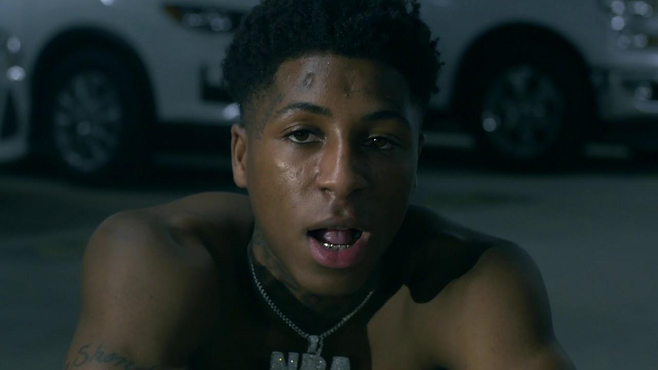 Moncler Black 'Gir' Vest of YoungBoy Never Broke Again in the music video NBA  YOUNGBOY - BAD BAD