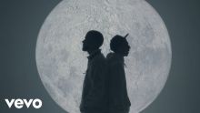 Bigflo & Oli - Sur la lune