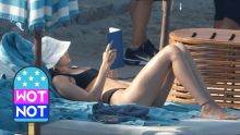 Bella Hadid & Gigi Hadid Jetski and Read On Holiday
