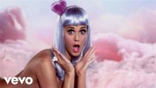 Katy Perry - California Gurls (Official Music Video) ft. Snoop Dogg
