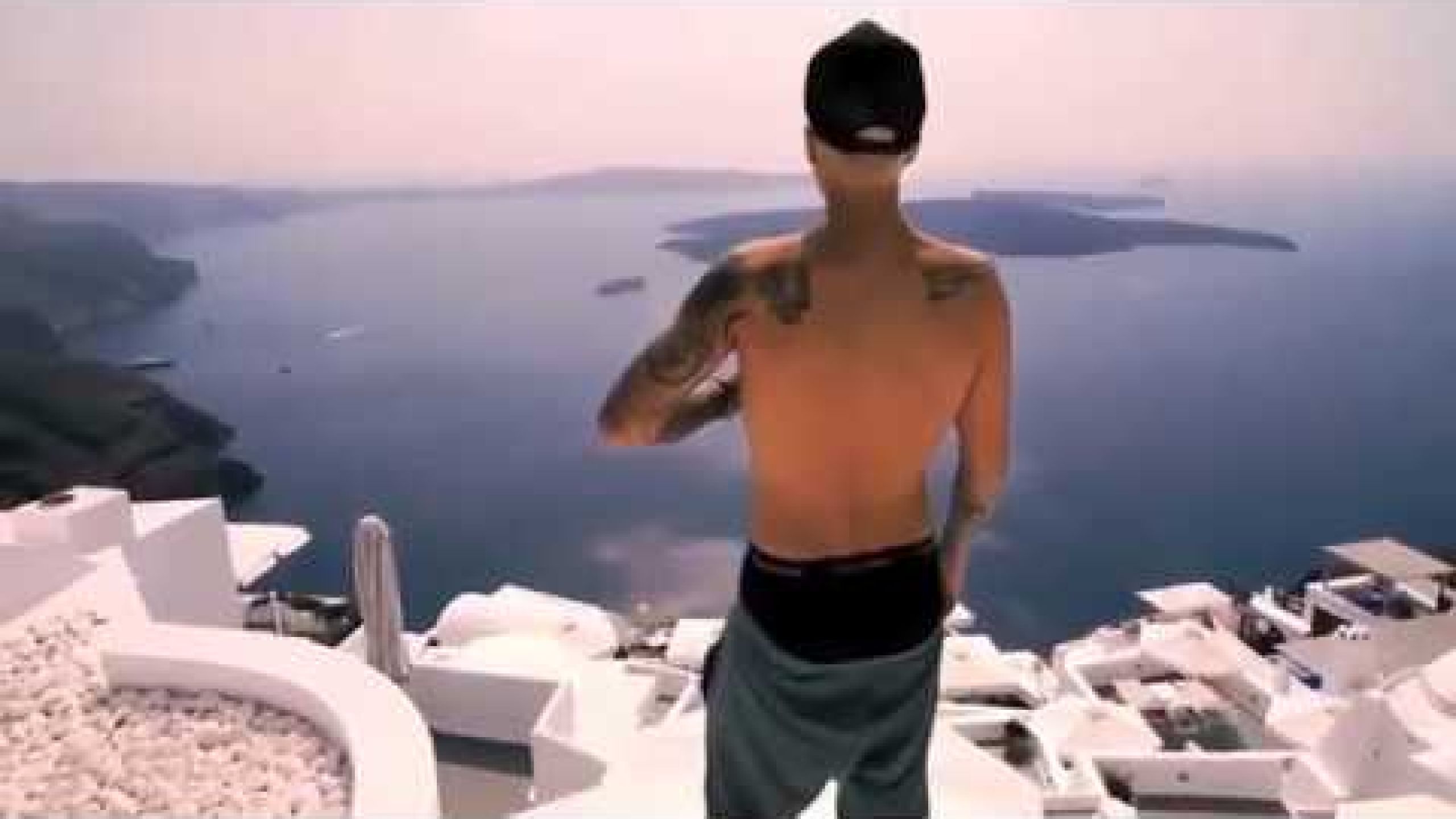 Justin Bieber Despacito Full Video Ft Luis Fonsi Daddy Yankee Clothes Outfits Brands 