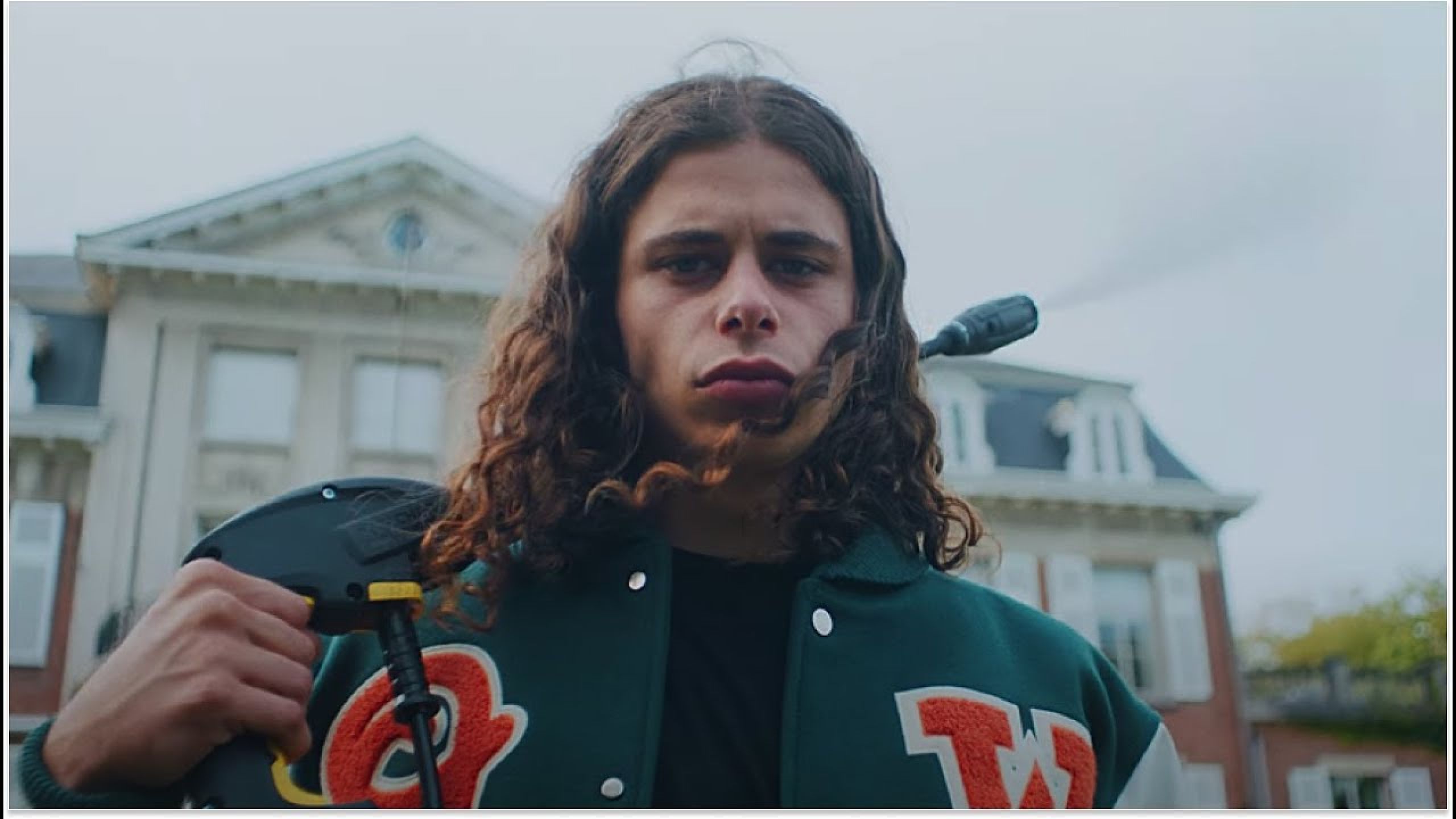 joysad - 6 euros (Clip Officiel)