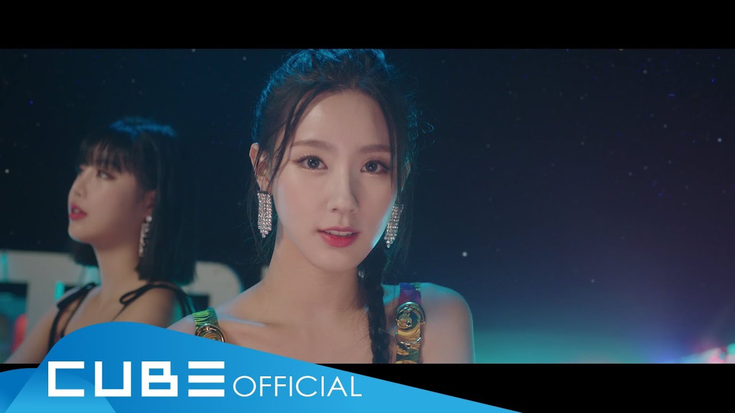 (여자)아이들((G)I-DLE) - '덤디덤디 (DUMDi DUMDi)' Official Music Video: Clothes ...