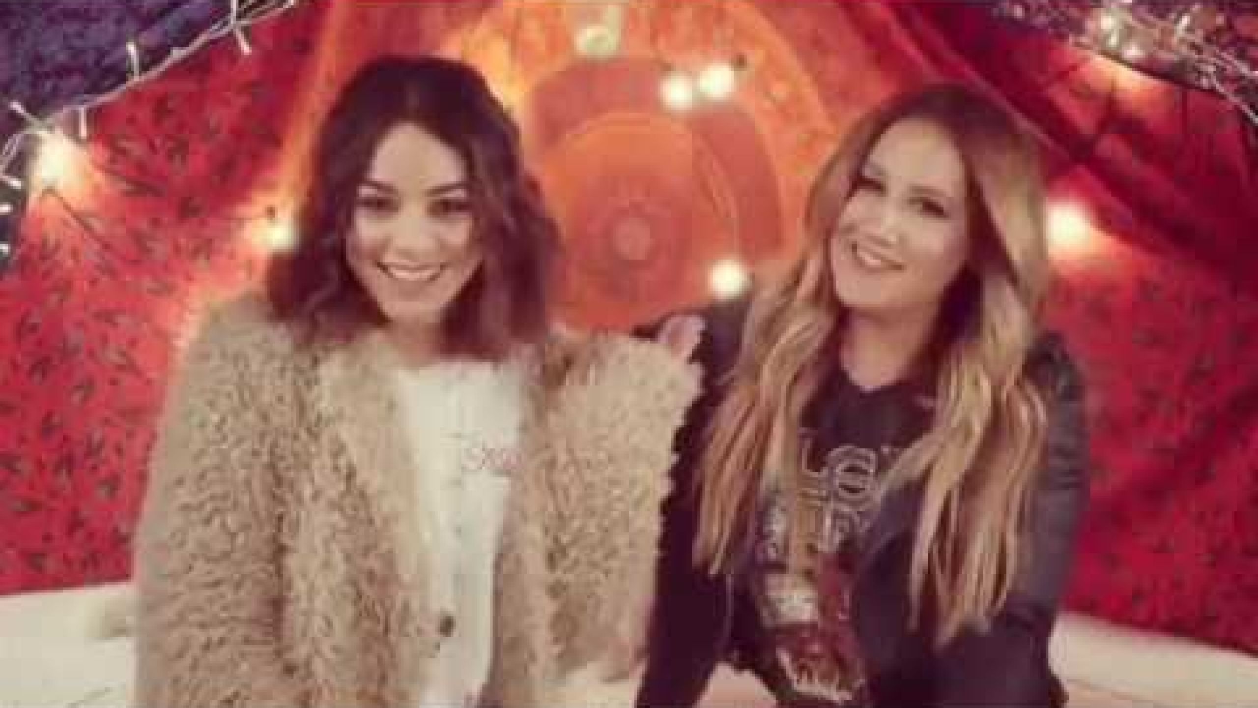 Vanessa Hudgens And Ashley Tisdale Duet Ex S Oh S Clothes Outfits Vanessa Hudgens And Ashley Tisdale Duet Ex S Oh S Clothes Outfits