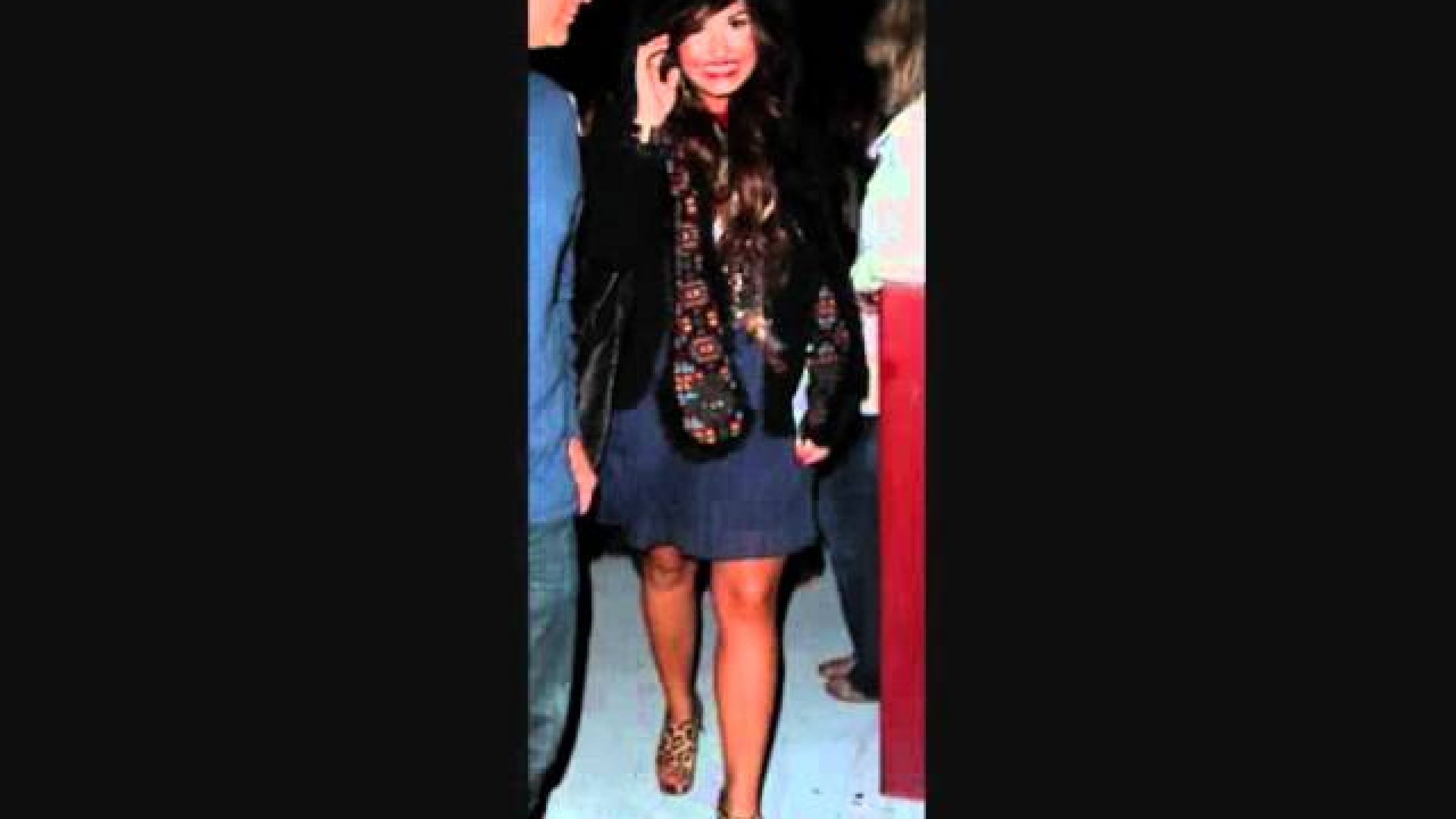 Demi Lovato leaving a studio in Burbank, CA on July 22, 2011