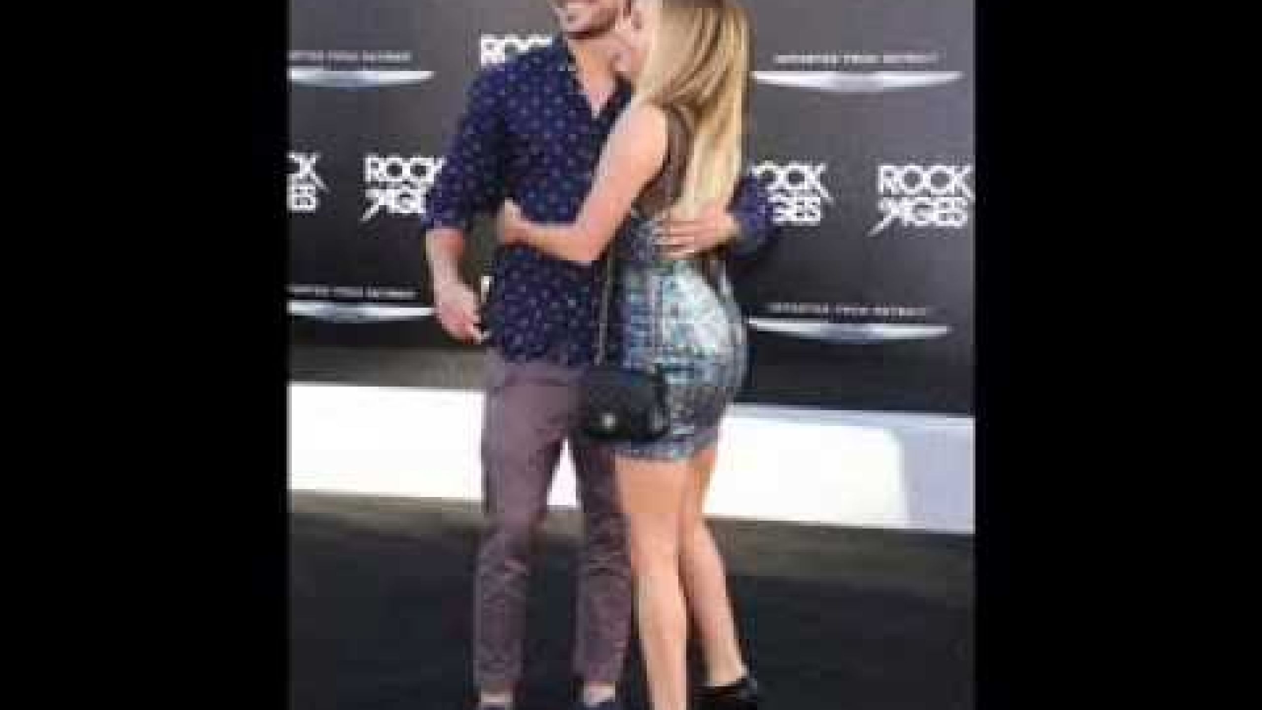 News Zashley at Rock of Ages premiere, Vanessa and Austin in Barcelona and more