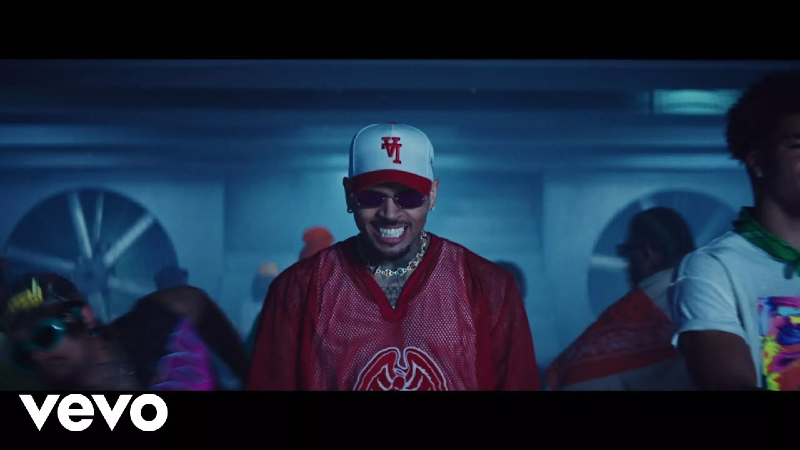 Chris Brown - Summer Too Hot (Official Video): Clothes, Outfits, Brands ...