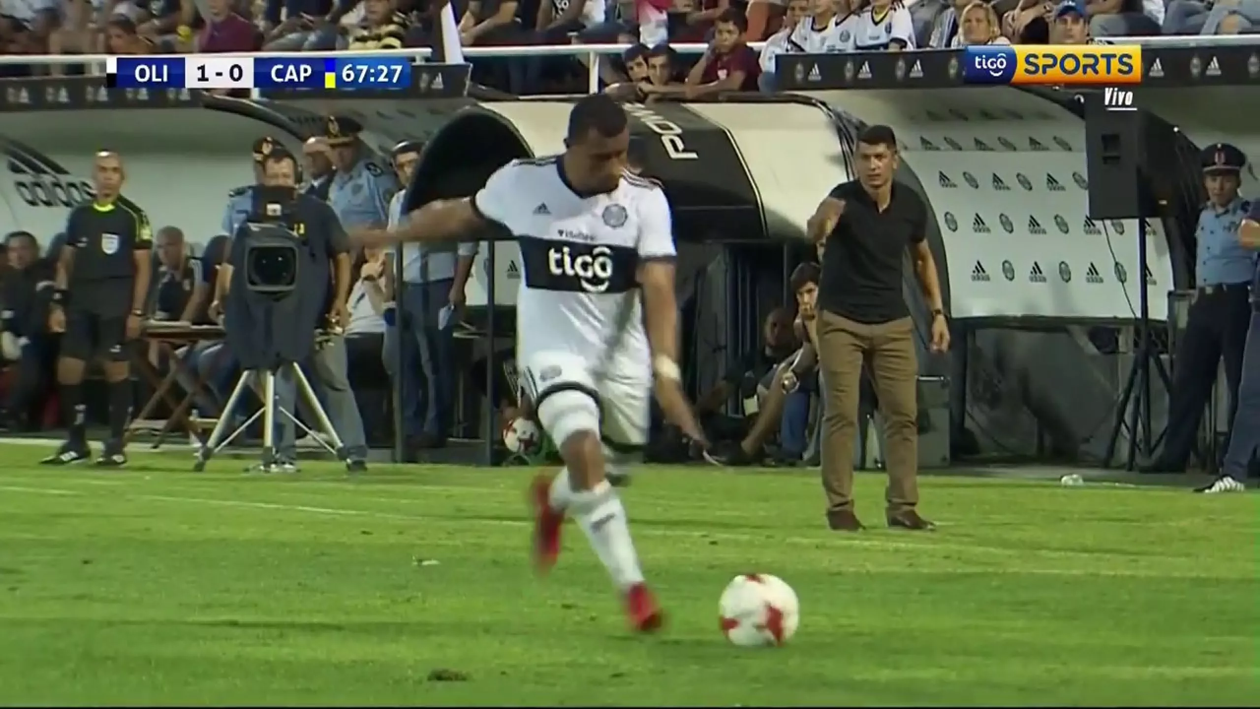 Gol de Camacho a Capiata. 2018 -04- 01 domingo Fecha 10 Apertura 2018