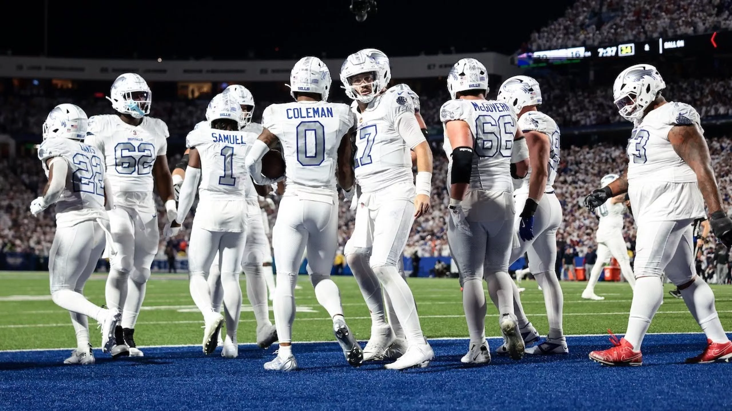 Is Bills WR room a major problem + Should defense be focus at trade deadline?