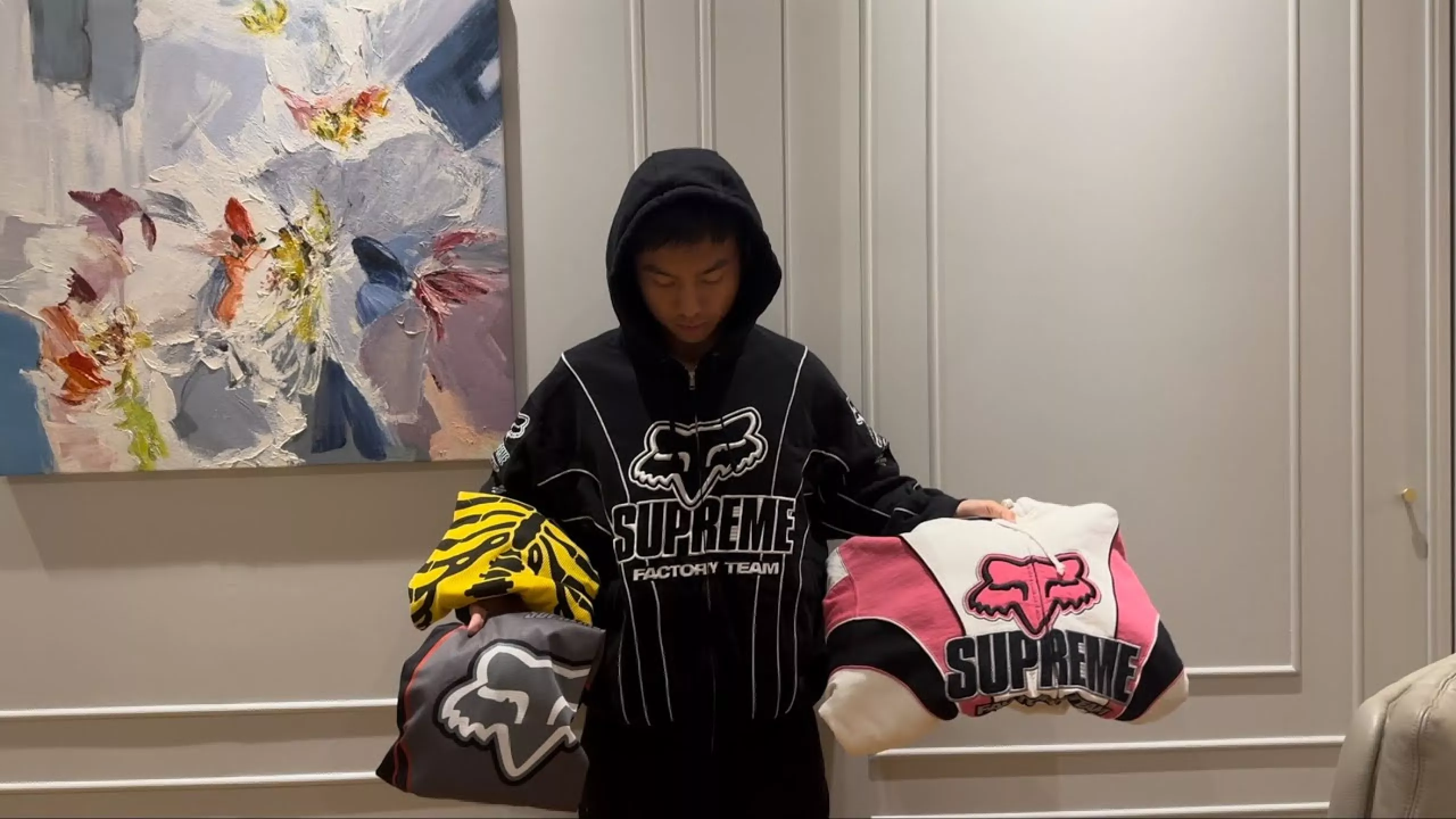 Supreme/Fox Racing Week 9 FW25 Collection-DMX Jersey,Zip-Up Hoodies,Yellow Hanes Crew & More! 2025