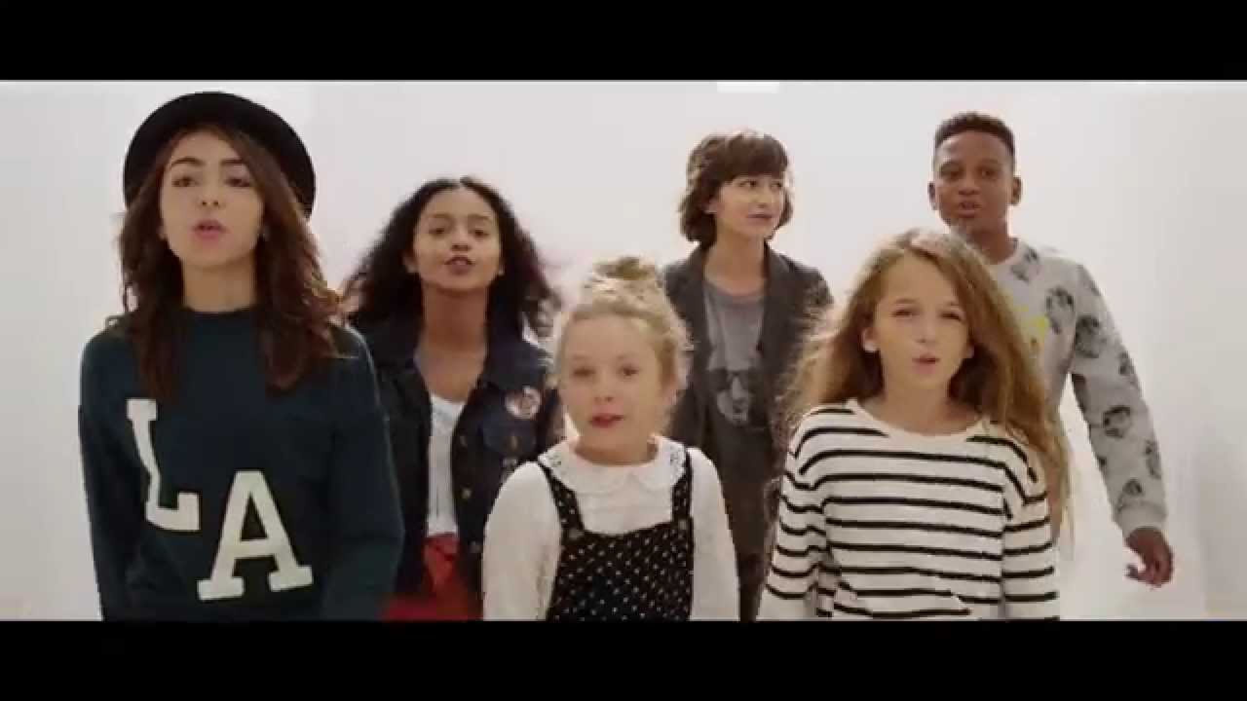 Kids United On Ecrit Sur Les Murs Clip Officiel Vêtements Mode