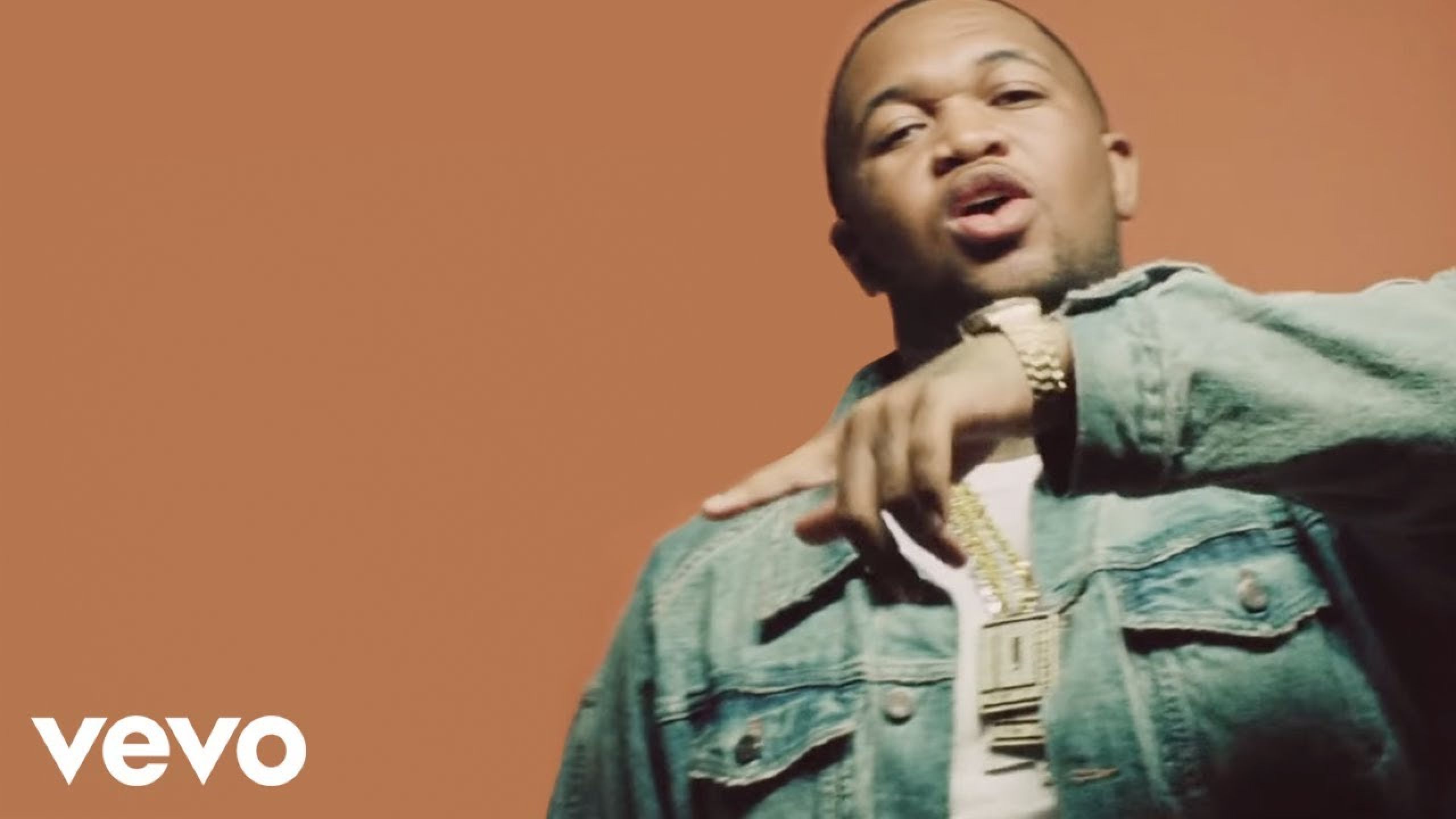 DJ Mustard Want Her ft. Quavo, YG (Official Video) Vêtements, Mode