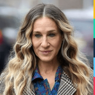 Carrie Bradshaw: Clothes, Outfits, Brands, Style and Looks | Spotern