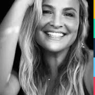 Kathleen McClellan: Clothes, Outfits, Brands, Style and Looks | Spotern