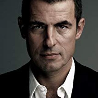 Claes Bang