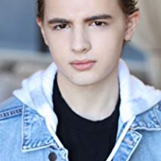 Maxim Knight
