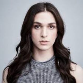 Eve Lindley