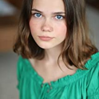 Oona Laurence