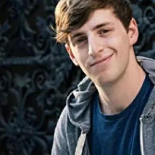 Alex Edelman