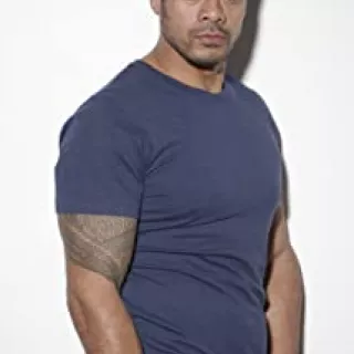 Robbie Magasiva: Clothes, Outfits, Brands, Style and Looks | Spotern