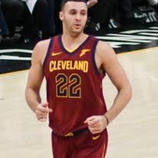 Larry Nance, Jr.