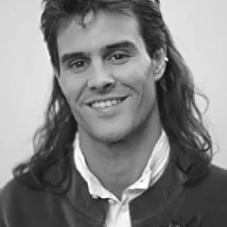 Dave Sheridan: Clothes, Outfits, Brands, Style and Looks | Spotern