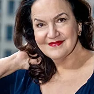 Olga Merediz