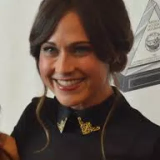 Nikki DeLoach: Clothes, Outfits, Brands, Style and Looks | Spotern