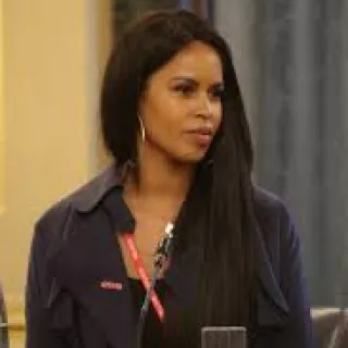 Sabrina Dhowre Elba: Clothes, Outfits, Brands, Style and Looks | Spotern