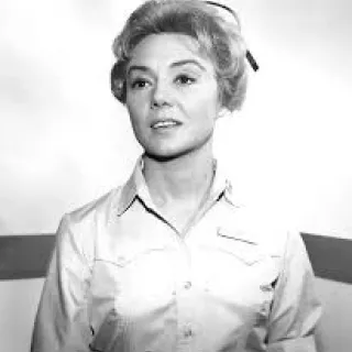 Peggy McCay: Clothes, Outfits, Brands, Style and Looks | Spotern