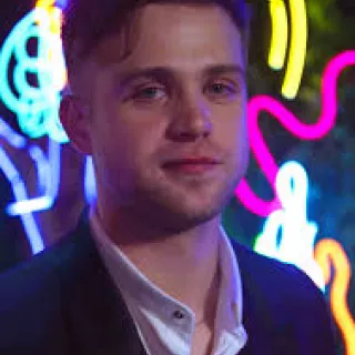 Leo Woodall