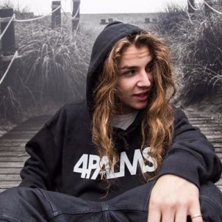 Supreme x Louis Vuitton Box Logo Hooded Sweatshirt Red worn by Yung Pinch  in Yung Pinch – Wouldn't Be Nothing (Official Video) (Dir. by  @NicholasJandora)