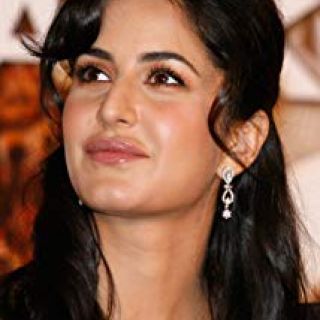 320px x 320px - Katrina Kaif: Clothes, Outfits, Brands, Style and Looks | Spotern