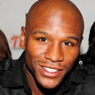 Floyd Mayweather: Clothes, Outfits, Brands, Style and Looks