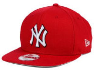 New York Yankees MLB Twisted Original Fit 9FIFTY Snapback Cap