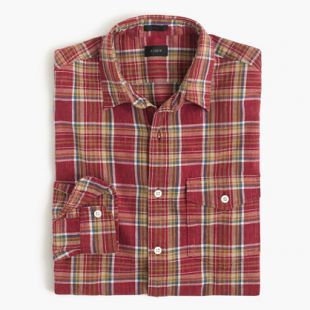 SLIM HEATHERED SLUB COTTON SHIRT IN RED PLAID