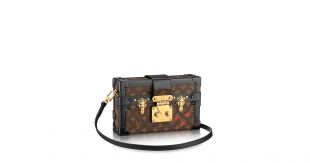 Products by Louis Vuitton: Petite Malle